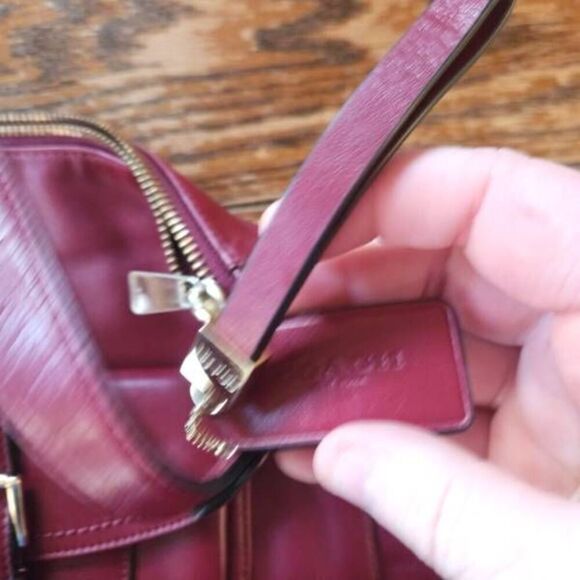 Coach Charlie Hobo Classic Dark Red Shoulder Bag - Picture 2 of 9